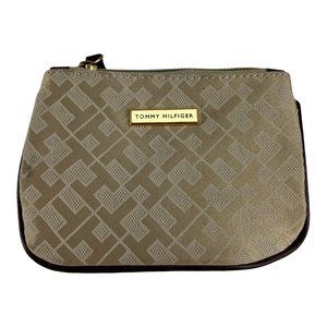Tommy Hilfiger Womens Wristlet Brown Monogram Zipper S